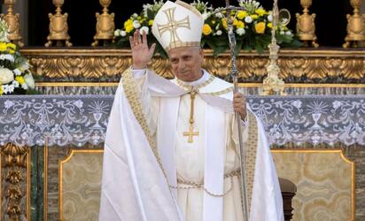 Papa León XIV lamenta atentado en iglesia de Damasco