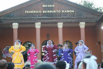 Candela honra su legado cultural con emotivo aniversario del museo municipal
