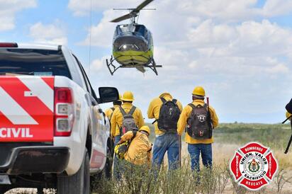 Tres brigadistas resultan lesionados durante labores contra incendio en el Cerro de la Gloria