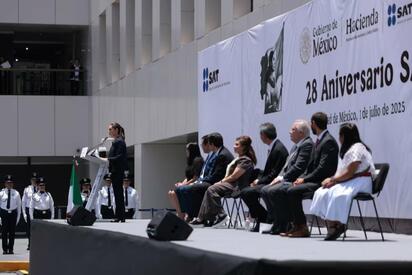 SAT celebra 28 años como pilar del Estado mexicano