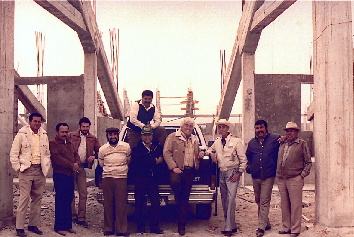 región: La histórica celebración de 80 años marca la época más emblemática de la Tradición Taurina y
el Rodeo
