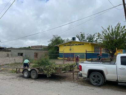 Fundación Bravitos de Corazón realiza limpieza en jardín de niños de Cloete