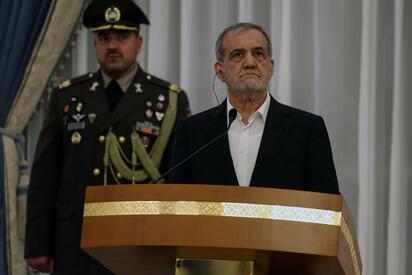 Irán dispuesto a negociar programa nuclear con EE UU