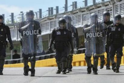 Arrestan a 10 por tiroteo en centro migratorio de Texas