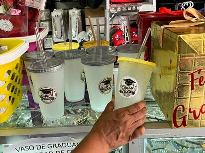 Ventas al mayoreo sostienen a tiendas en Zona Centro de Monclova