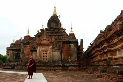 Bombardeo a monasterio budista en Sagaing causa tragedia