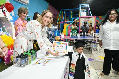 DIF Monclova celebra graduación del CAI Elsa Hernández