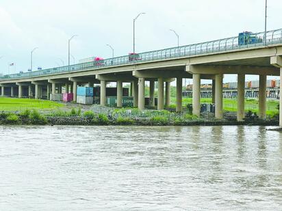 El Río Bravo despierta con fuerza y pone en alerta a colonias aledañas
