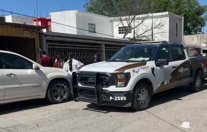 Investigan robo de camioneta en la colonia Cumbres