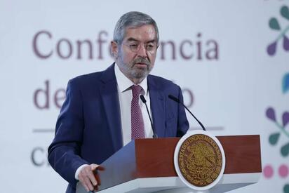 SRE garantiza defensa jurídica a migrantes hostigados