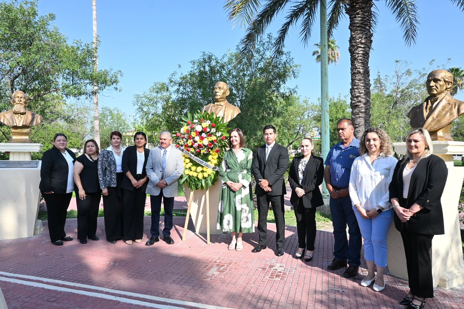 región: El evento rindió homenaje al prócer oaxaqueño resaltando la alcaldesa el legado que dejó.