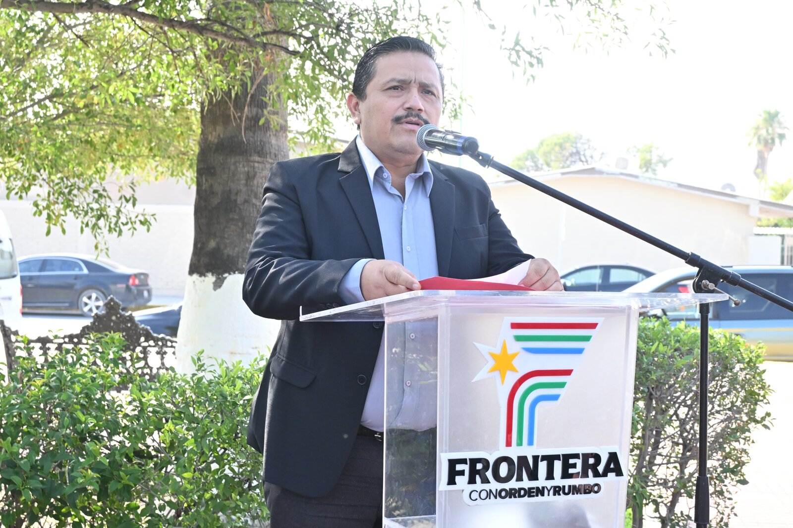 región: El evento rindió homenaje al prócer oaxaqueño resaltando la alcaldesa el legado que dejó.