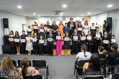 Realizan recital de piano con participación de 21 alumnos en la Casa de la Cultura