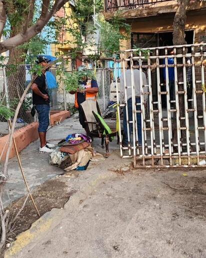Brindan apoyo en limpieza de viviendas afectadas por incendios