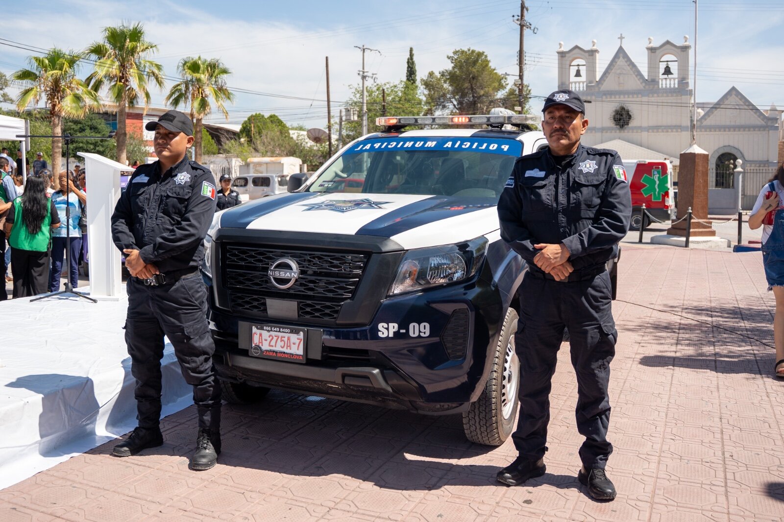 Castaños refuerza su seguridad con entrega de patrullas : Entre las unidades entregadas se encuentra la Unidad Violeta, destinada a la
atención de reportes de violencia de género