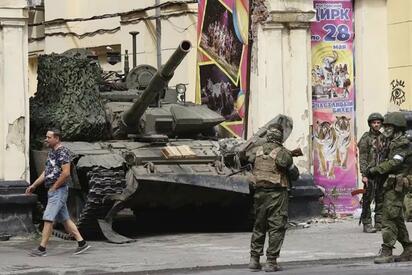 Ejército ruso avanza en región fronteriza con Ucrania