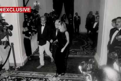 Publican nuevas imágenes del vínculo Trump-Epstein