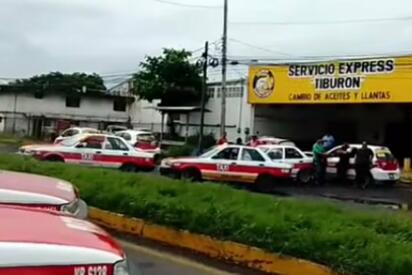 Taxistas protestan en Veracruz por tarifas insuficientes