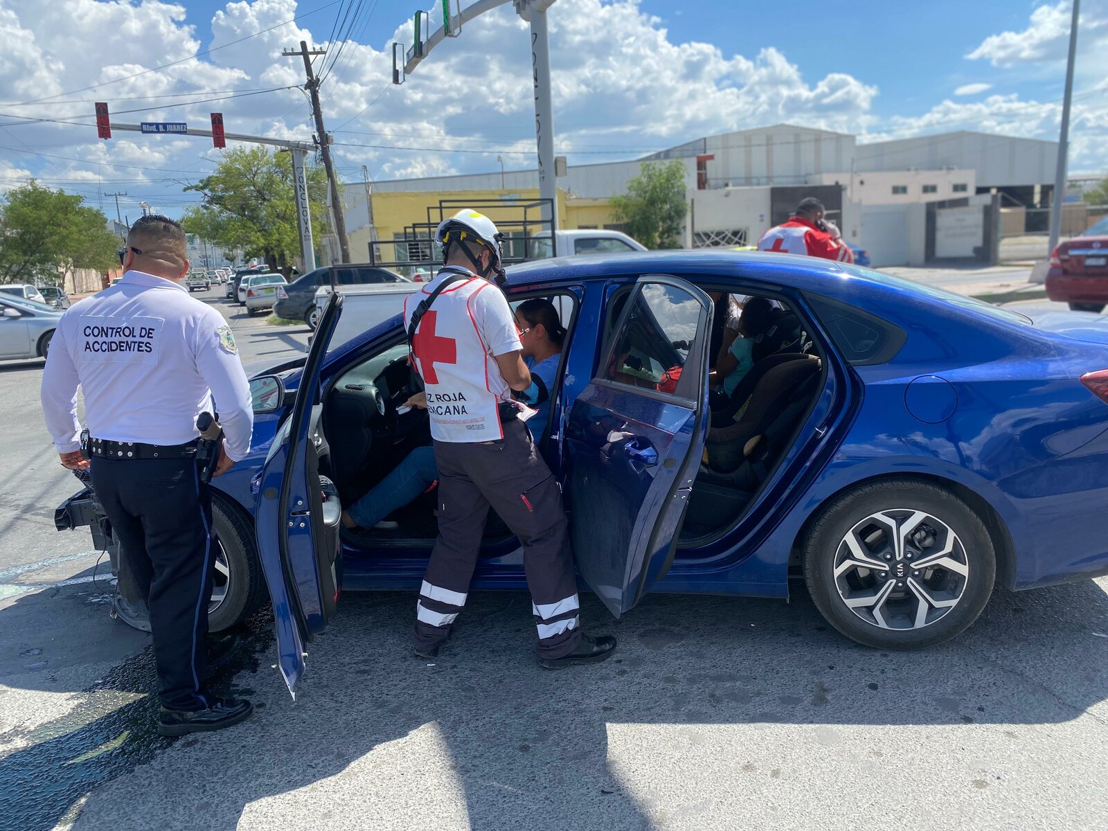 seguridad: Dos personas resultaron heridas