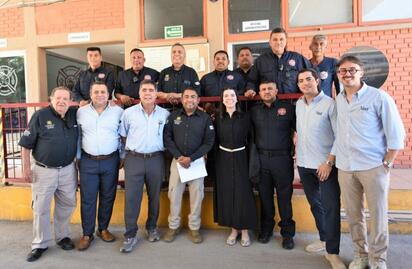Aprueban aumento salarial, pero sueldo de bomberos de Torreón sigue rezagado