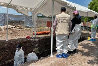 Hallan más cuerpos en fosa del cementerio municipal de Culiacán