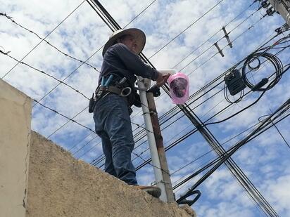 Instalan torres de pánico y cámaras conectadas a C4 y C2 para combatir la inseguridad