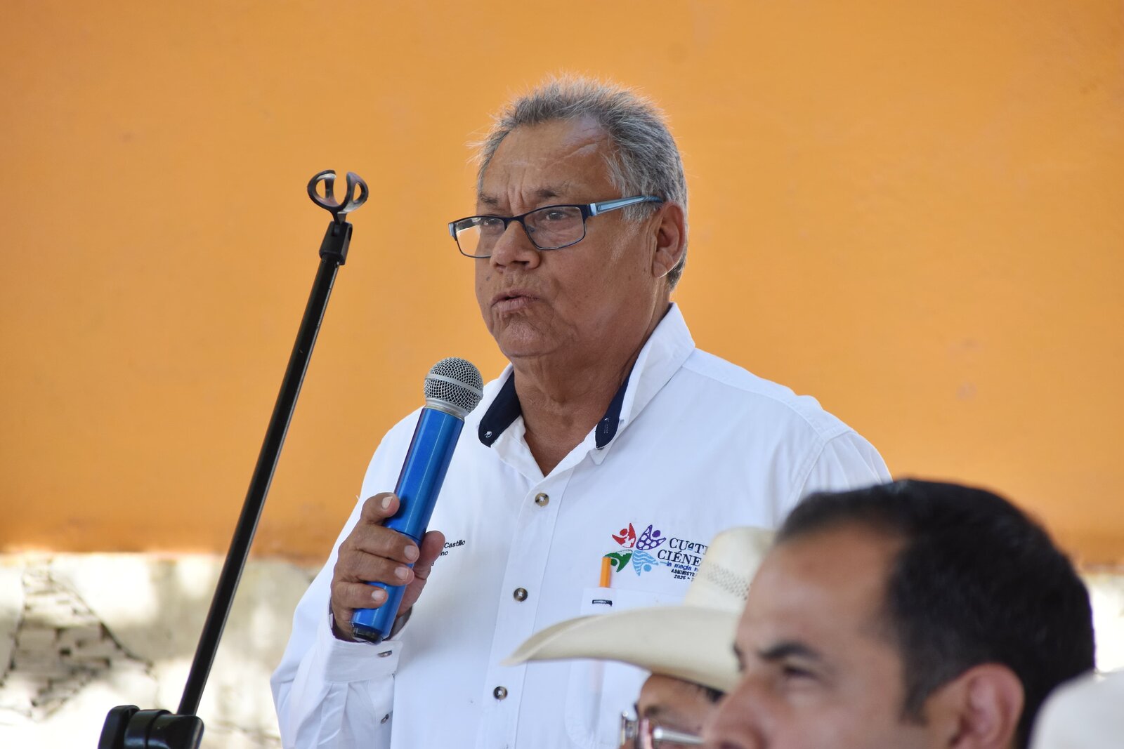 región