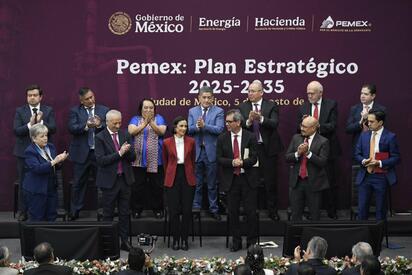 Cuestionan viabilidad del Plan Estratégico 2025-2035 de Pemex
