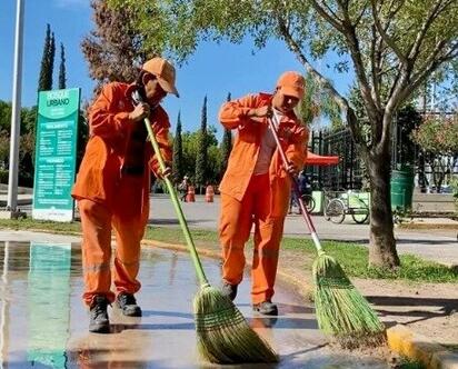 Los ciudadanos ensucian más rápido de lo que “La Ola” limpia