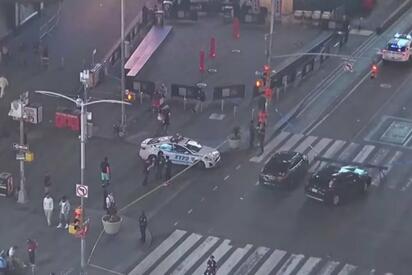 Ataque armado en Times Square deja heridos y un joven detenido