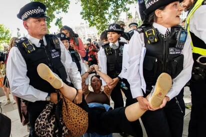 Arrestan a 532 personas en protesta por grupo propalestino en Londres