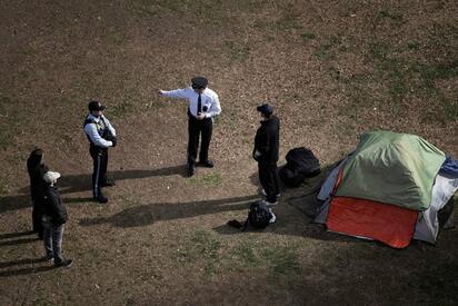 Trump pide expulsar a personas sin hogar de Washington D.C