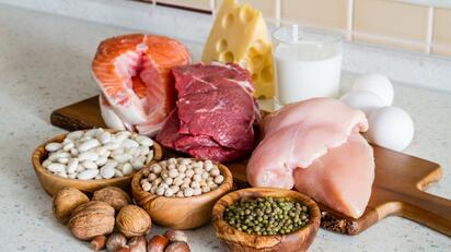 Las proteínas, clave para la salud: cuánta consumir y en qué alimentos encontrar