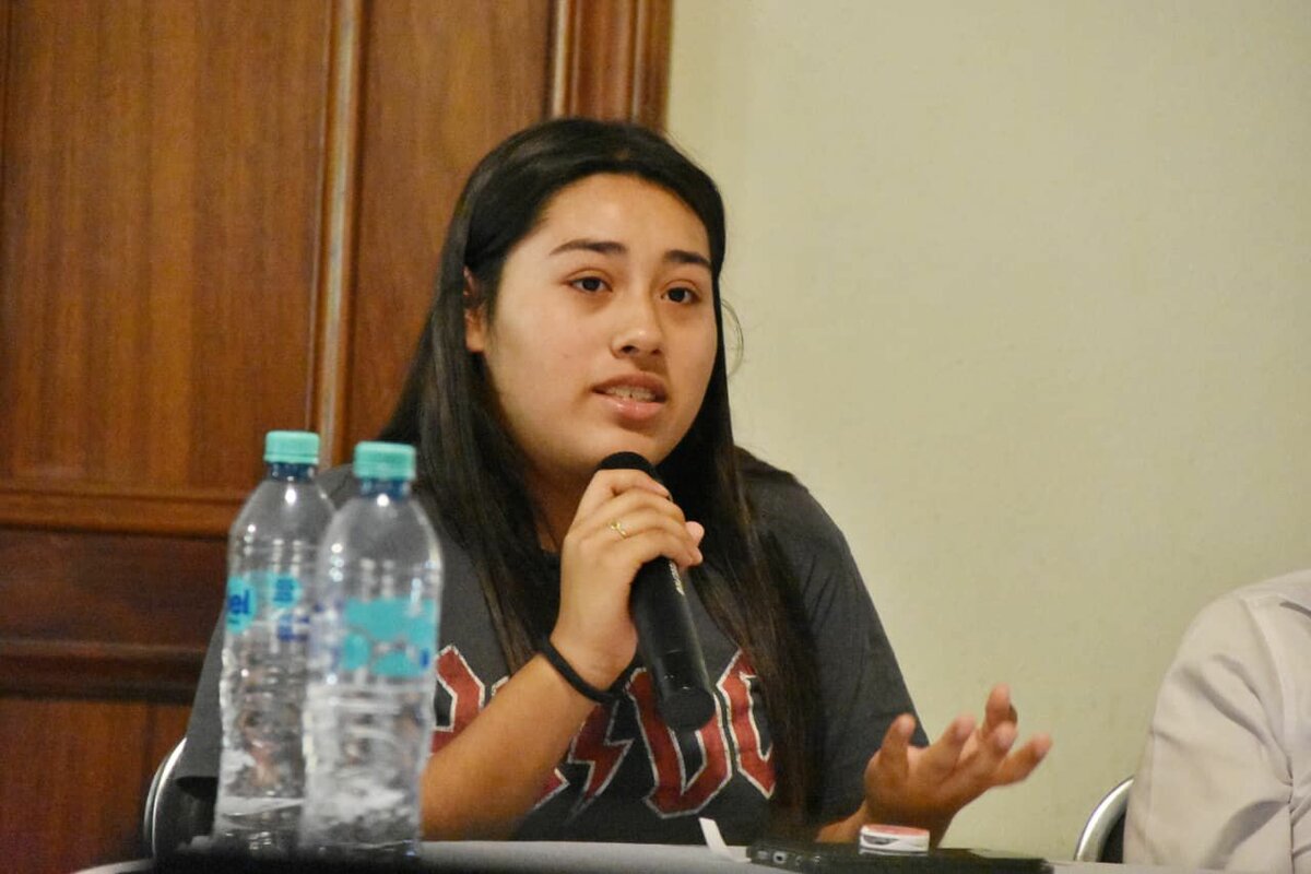 región: Víctor Leija apoya a los jóvenes