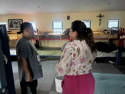 Laura Pérez respalda con insumos a casa de retiro de AA en San Juan de Sabinas