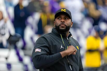 NCAA multa a Michigan con M por robo de señales en fútbol americano