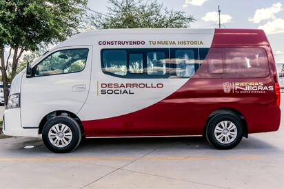 Municipio asigna vehículos a áreas de Desarrollo Social y Bienestar