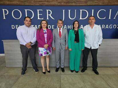 Magistrado Mery Ayup formaliza jueces electos en Región Carbonífera