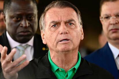 Bolsonaro sale de prisión domiciliaria por exámenes médicos