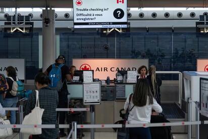 Acuerdo preliminar pone fin a huelga en Air Canada; vuelos se restablecerán gradualmente