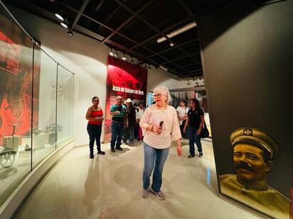 Adultos mayores celebran Día del Abuelo en Museo Pancho Villa