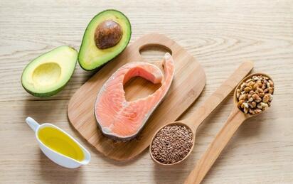 Alimentos que suben el colesterol y triglicéridos: lo que debes evitar