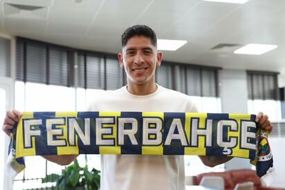 Fenerbahce oficializa el fichaje de Edson Álvarez