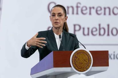 Sheinbaum: salida de abogado no altera seguimiento Ayotzinapa