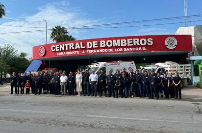 Monclova reconoce a su heroico cuerpo de bomberos con nombramientos y mejoras laborales