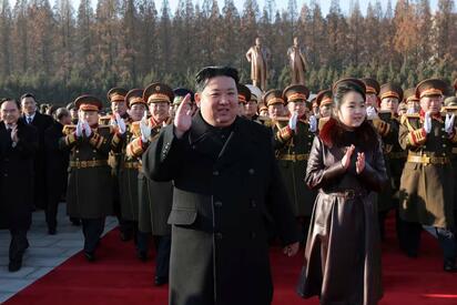 Corea del Norte prueba nuevos misiles de defensa aérea