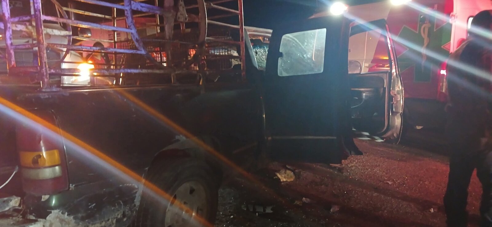 seguridad: Moviliza a cuerpos de seguridad y socorro