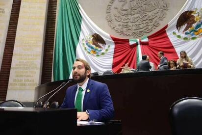 Diputado del PVEM impulsa reforma para proteger datos personales