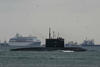 Rusia y China realizan su primer patrullaje submarino conjunto