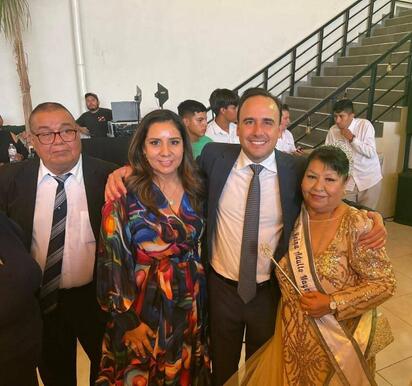 San Juan de Sabinas celebra coronación estatal de adultos mayores